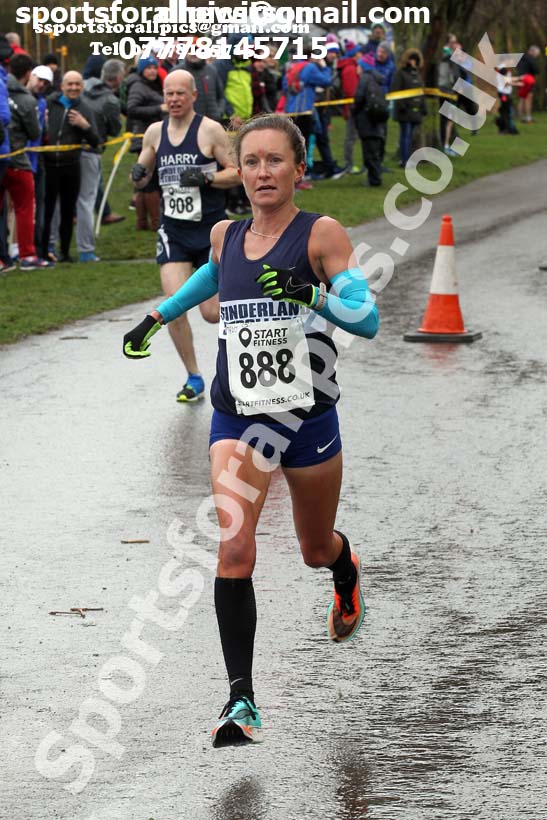 Senior womens and veterans NECAA Road Relays Champs., Hetton Lyons Oark, Hetton-le-Hole. Photo: David T. Hewitson/Sports for All Pics